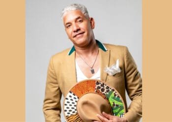 T Jo Zenny réclame à ses fans l'achat de son nouvel album en guise de cadeau d'anniversaire