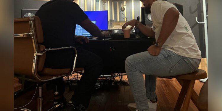Charlin Bato et Nico semblent se lancer dans une nouvelle aventure musicale