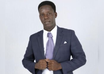 « Esclaves, Obéissez ! » Jameson Innocent s’affranchit du christianisme